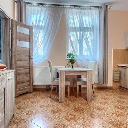 Kawalerka 2 Osobowa Centrum 50 M Do Ul Monte Cassino Apartman Sopot