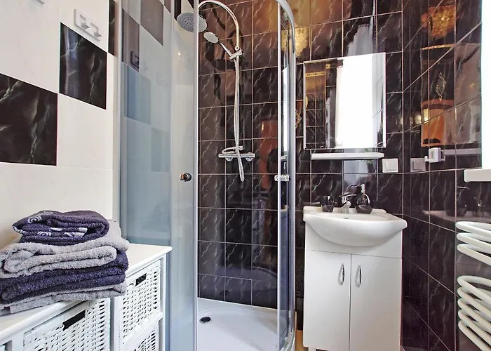 Apartman Kawalerka 2 Osobowa Centrum 50 M Do Ul Monte Cassino